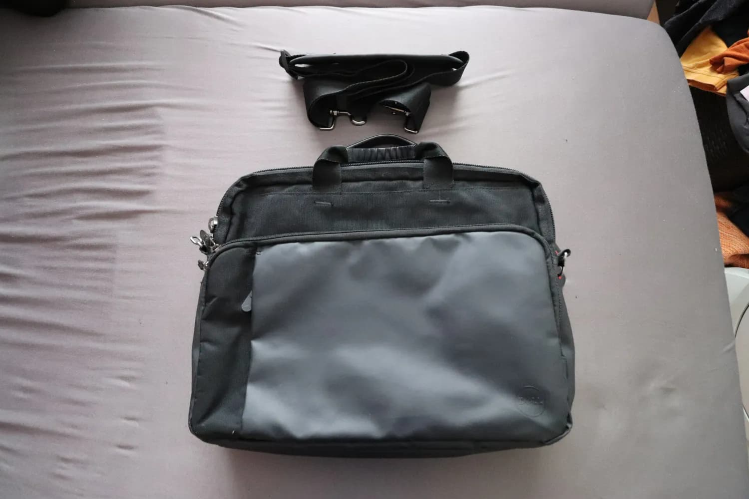 dell-premium-tsa-brasnataska-pre-notebook-l