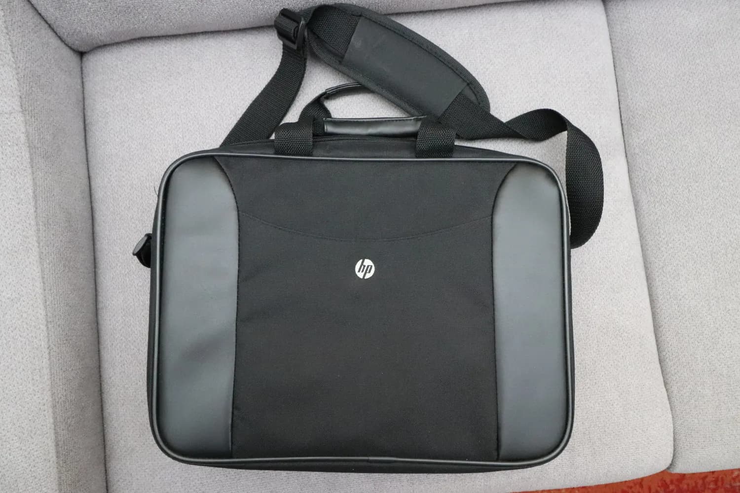 brasnataska-pre-notebook-hp-nova