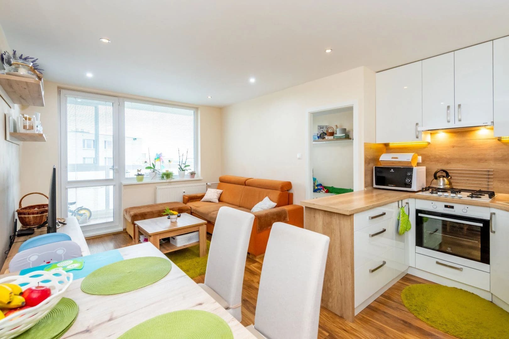 na-predaj-15-izbovy-byt-na-ulici-buzulucka-dargovskych-hrdinov-kosice-iii-lodzia-pivnica-a-kumbal