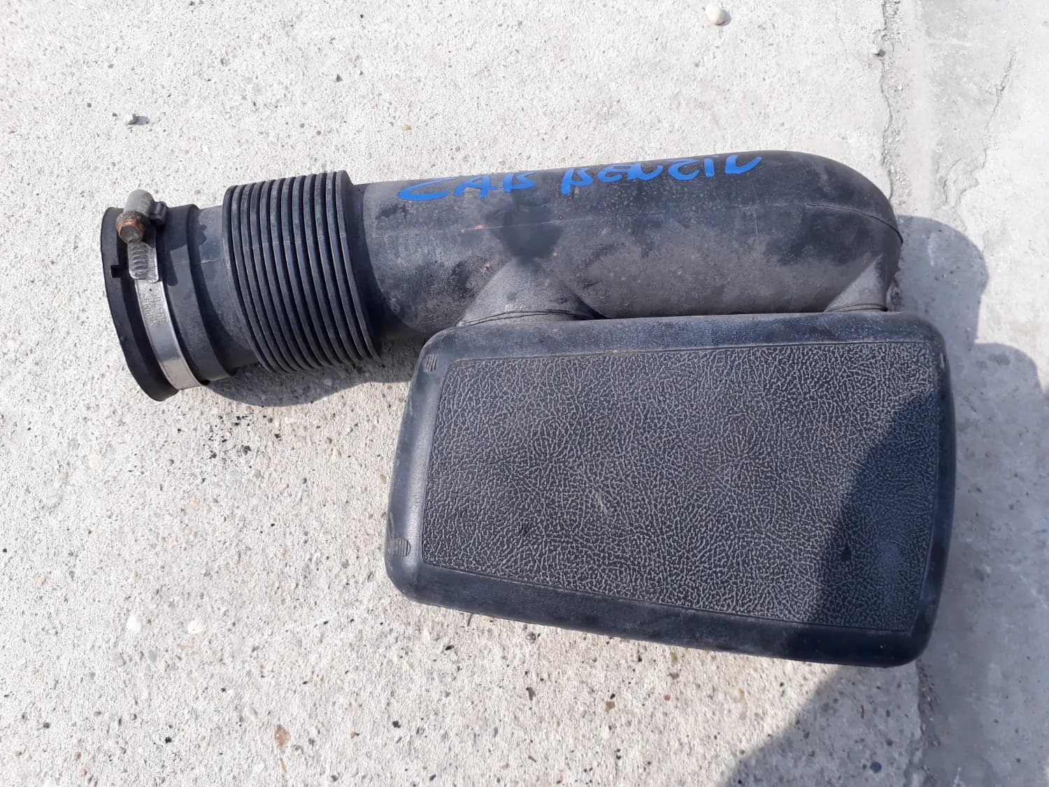 opel-zafira-b-sacie-potrubie