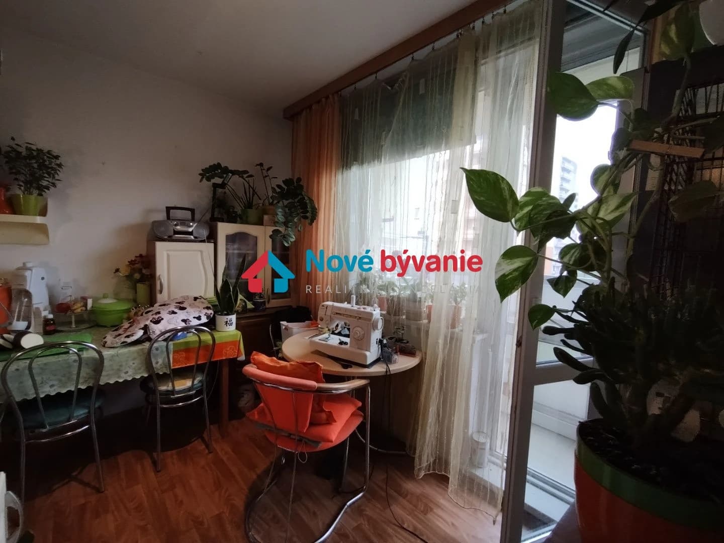 dvojizbovy-byt-pri-dunaji-sturovon085-112-frade