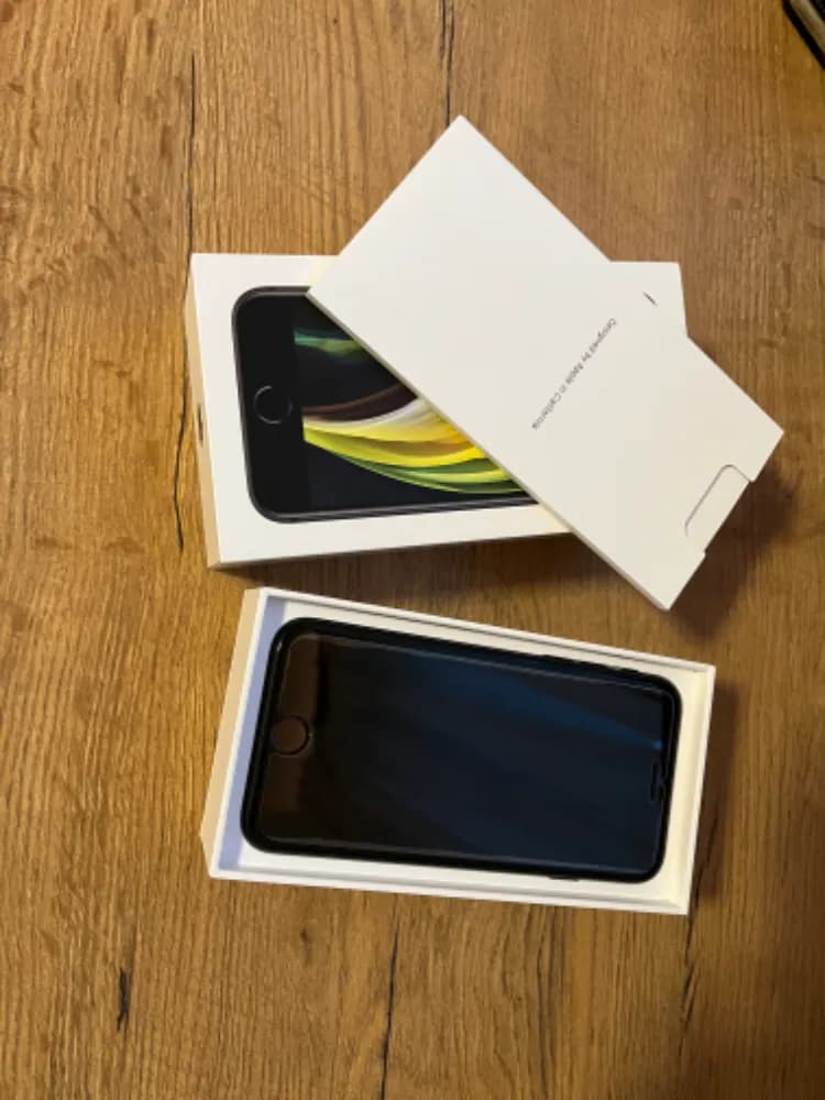 predam-iphone-se-2020