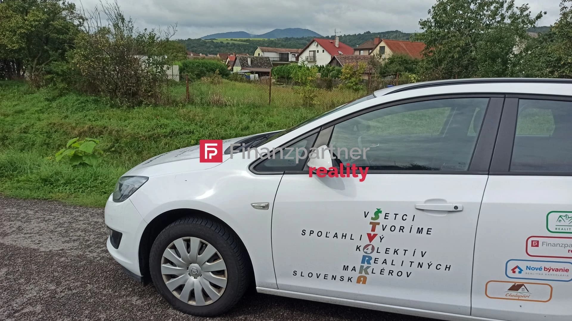 investicny-pozemok-aj-pre-rodinny-dom-lukrativna-oblast-v-trencine