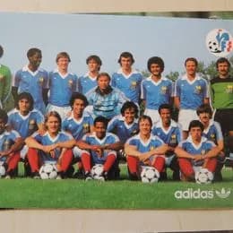 pohladnice-adidas-futbaloveho-tymu-fff