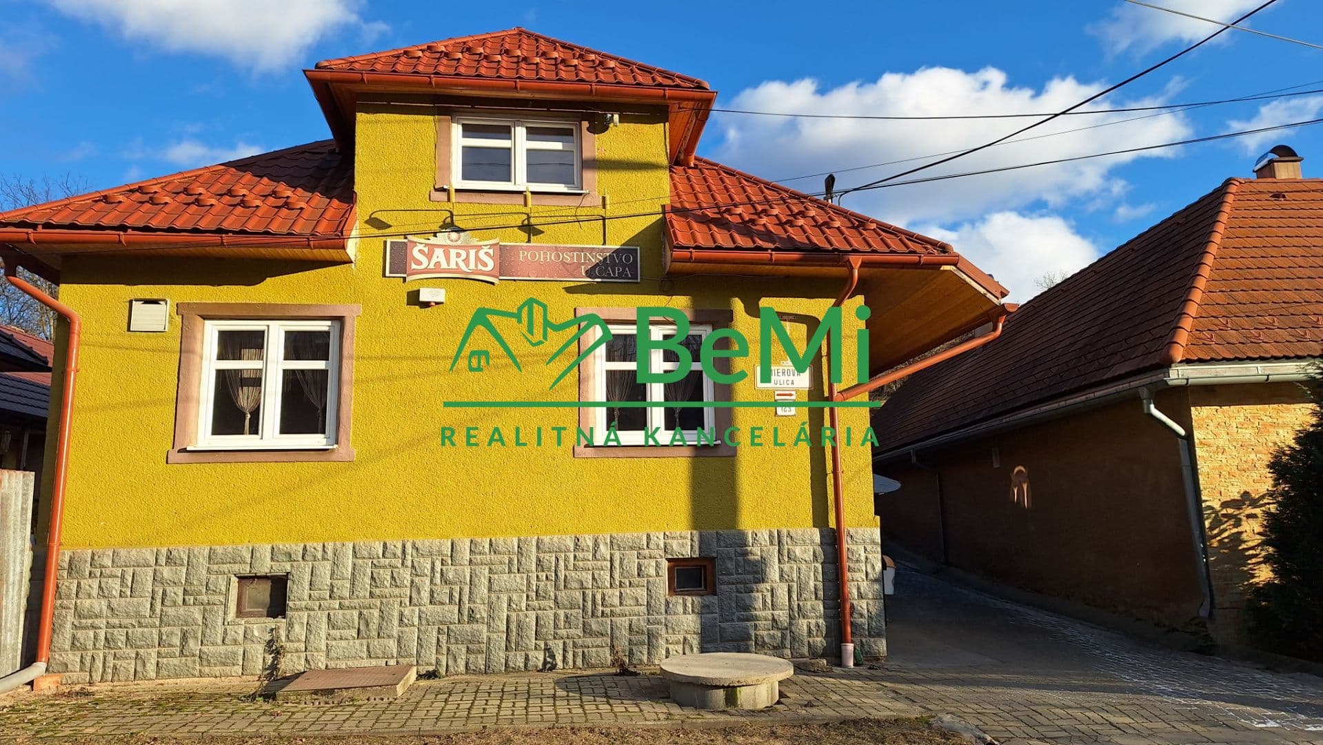 rodinny-dom-v-obci-paca-exkluzivne-na-predaj