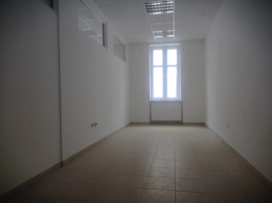 kancelarske-priestory-zilina-centrum-14-164-m2-cena-v-texte