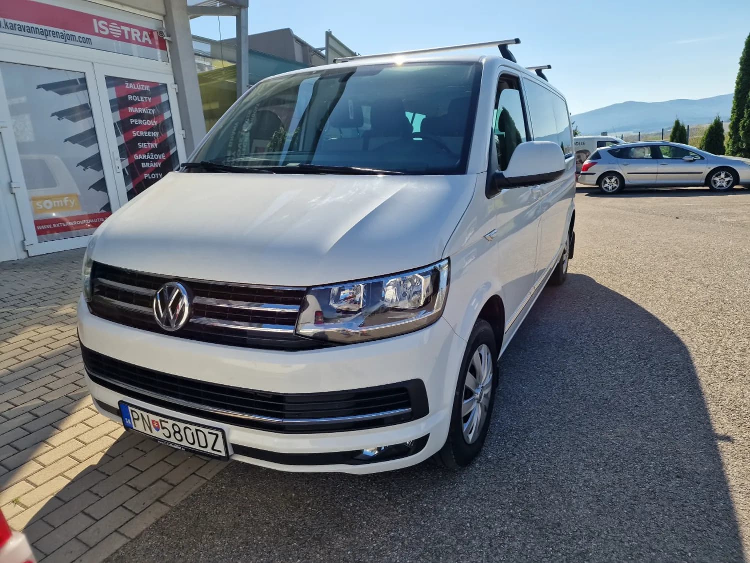 Prenajmem VW Caravelle t6 - 1