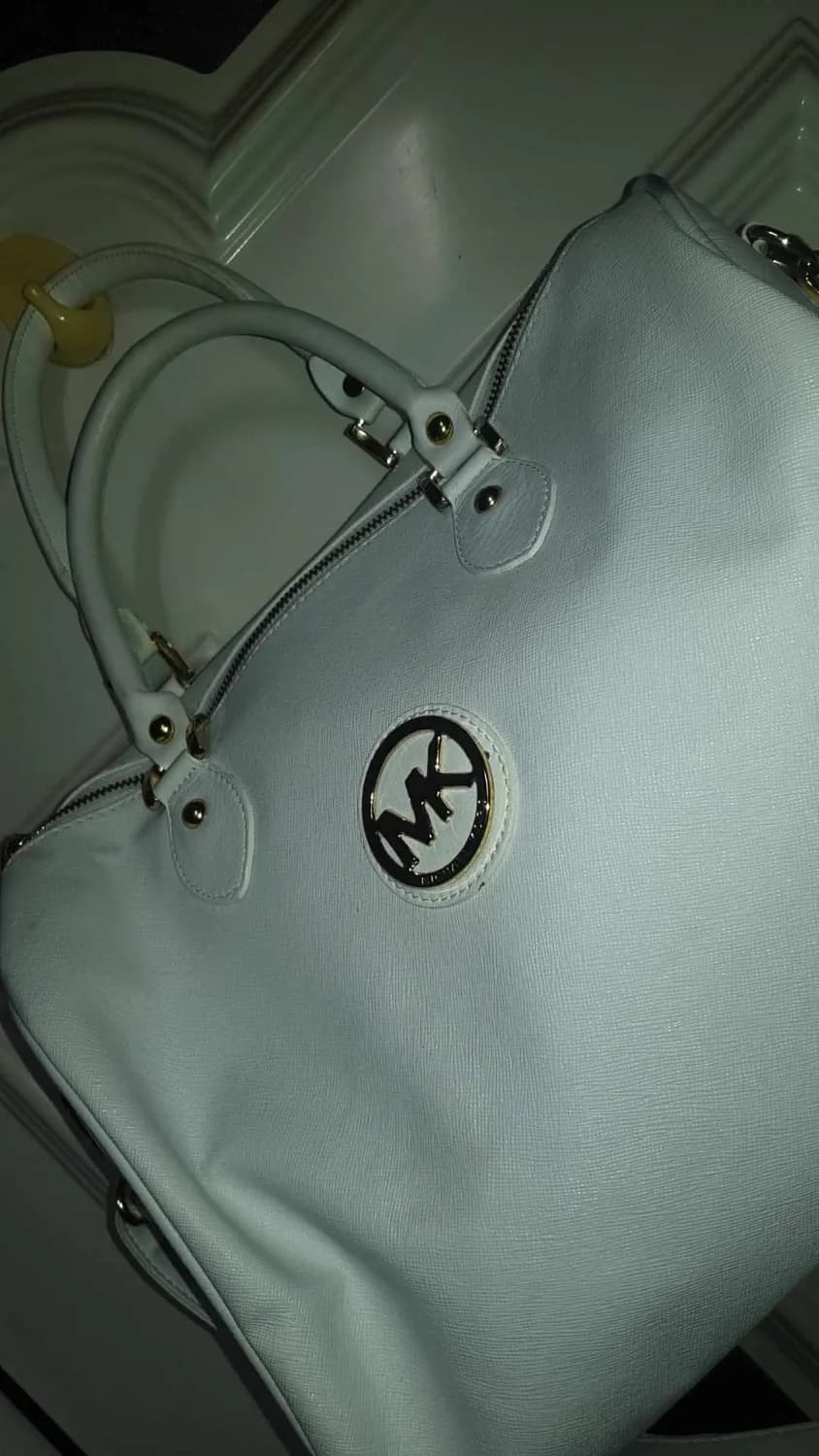 michael-kors-kabelka