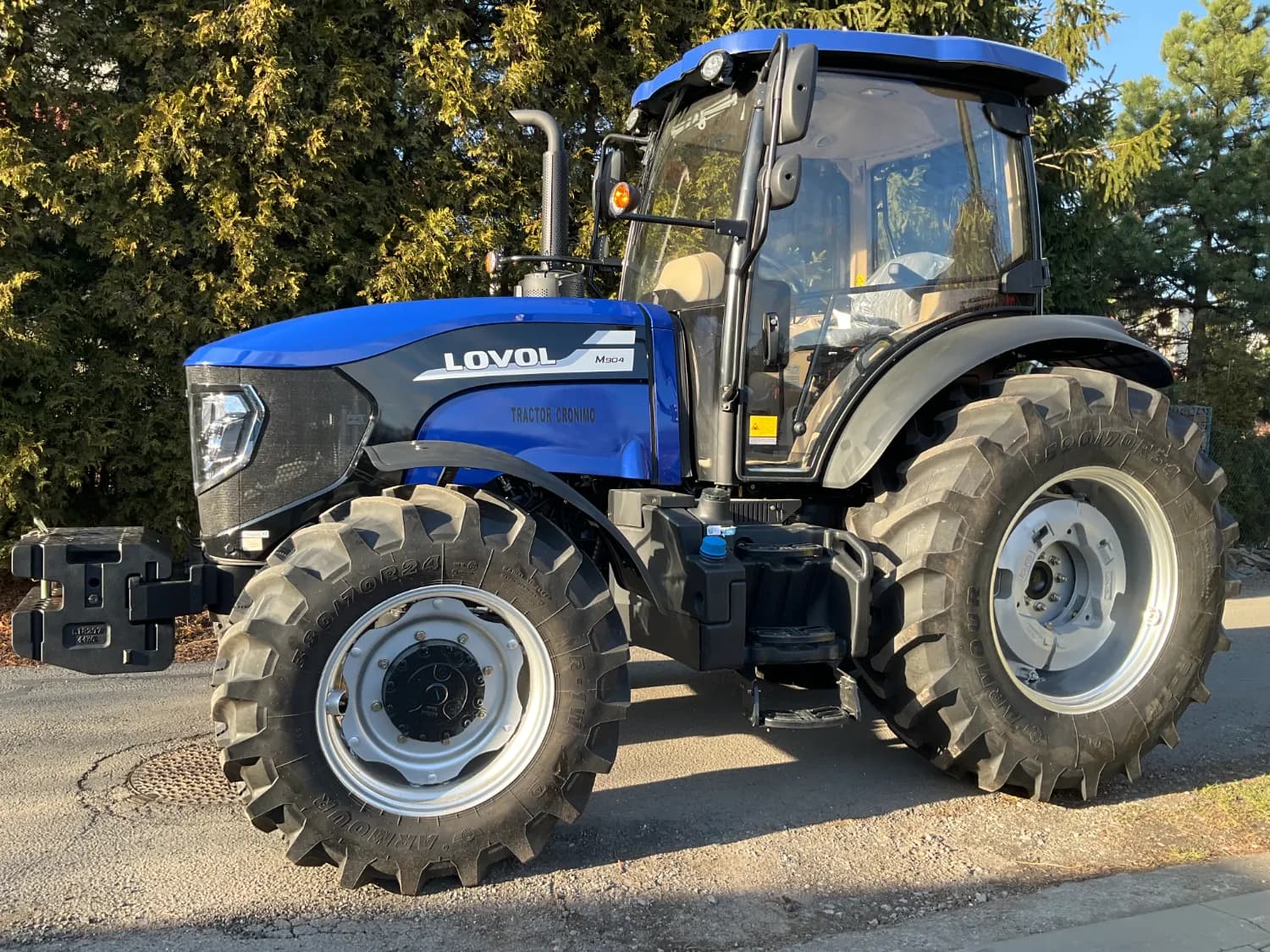 Traktor Lovol m904 - 90 Hp, výkonný a moderní - 1