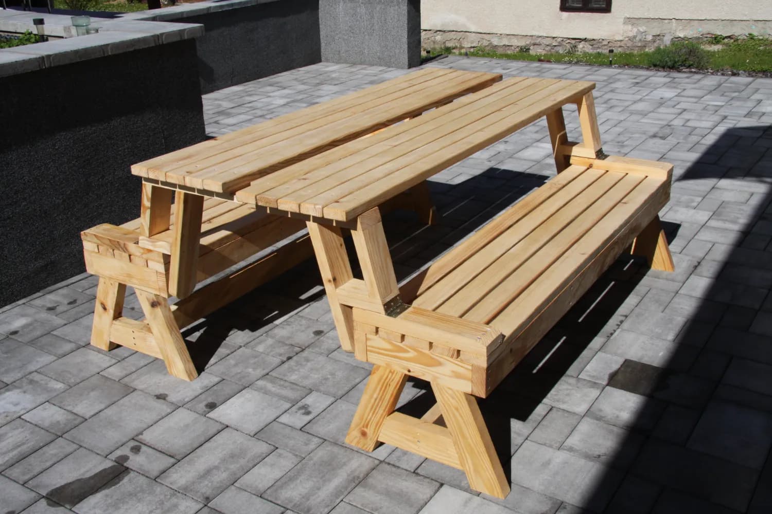 predam-rozkladacie-lavice