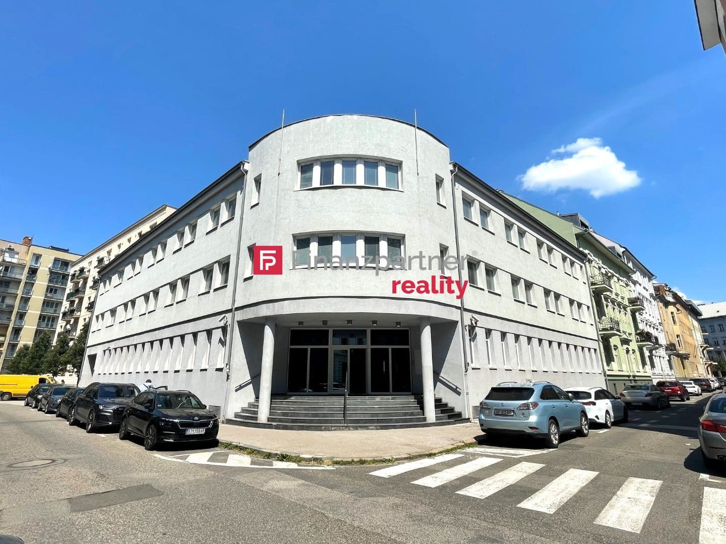 f001-26-str-kancelarie-na-prenajom-v-historickom-centre-stareho-mesta-bratislava