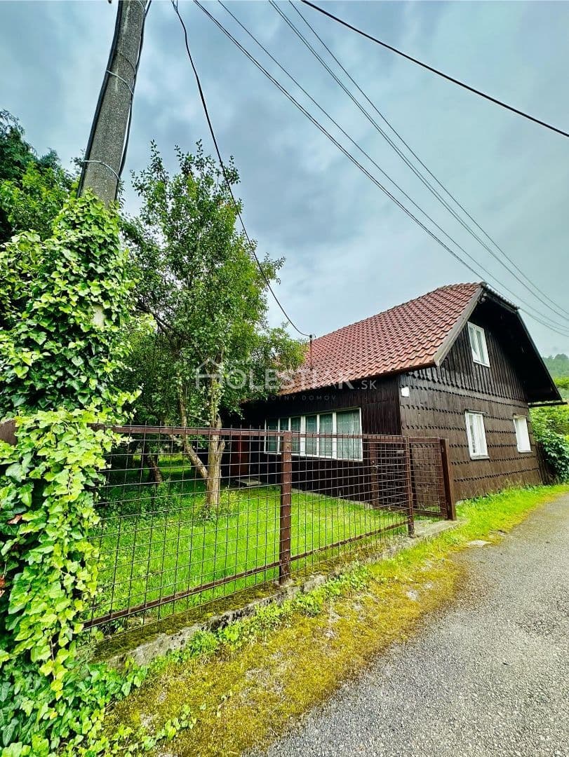 predam-dreveny-rodinny-dom-krasno-nad-kysucou
