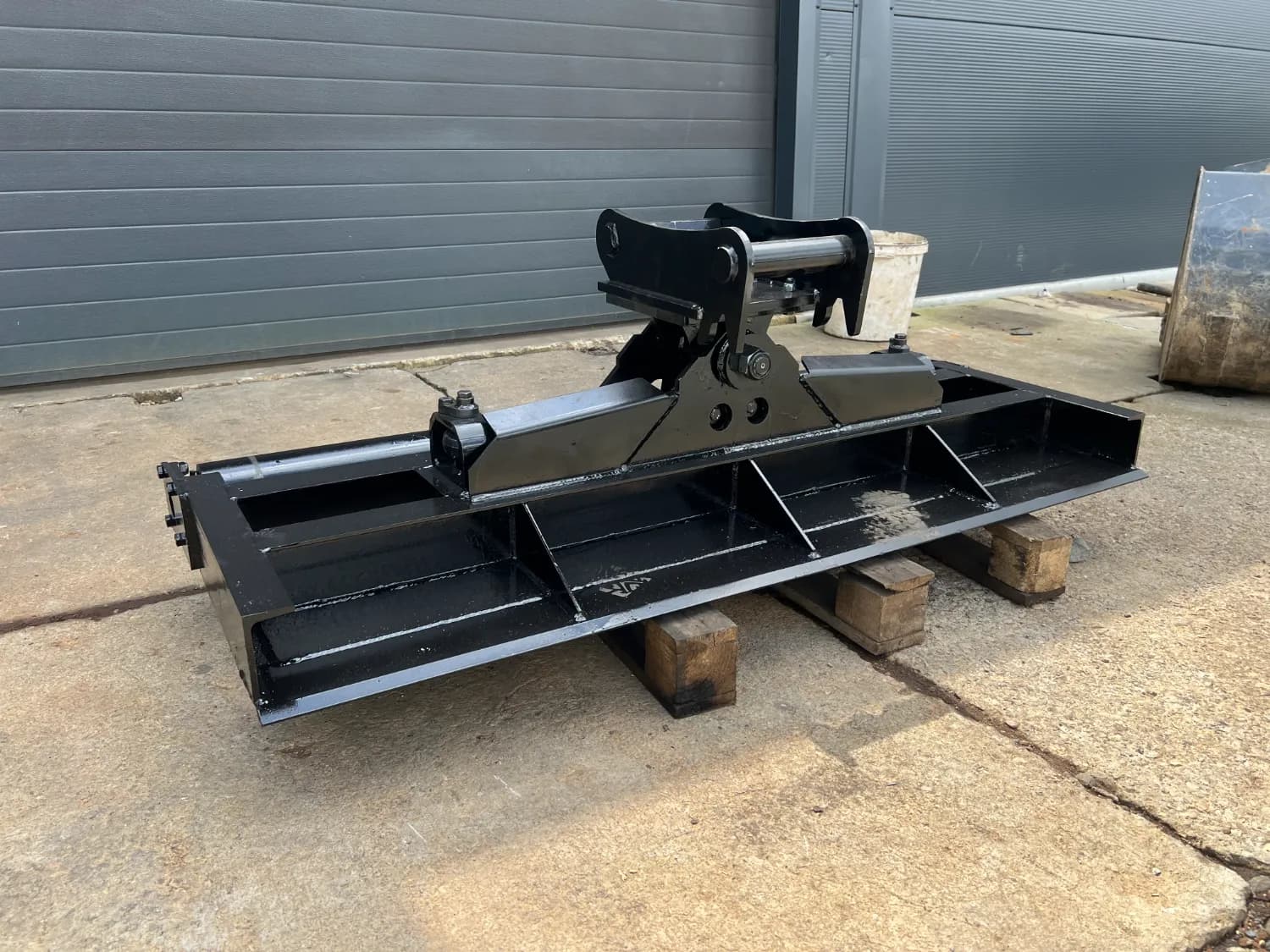 nivelacny-nosnik-hydraulicky-zrovnavac-160cm-25-5t