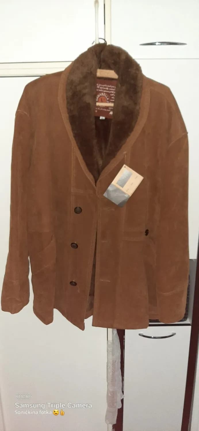 predam-novy-pansky-zimny-34-kozuch-s-umelou-kozusinou-elegantny-made-in-italy-velkost-l