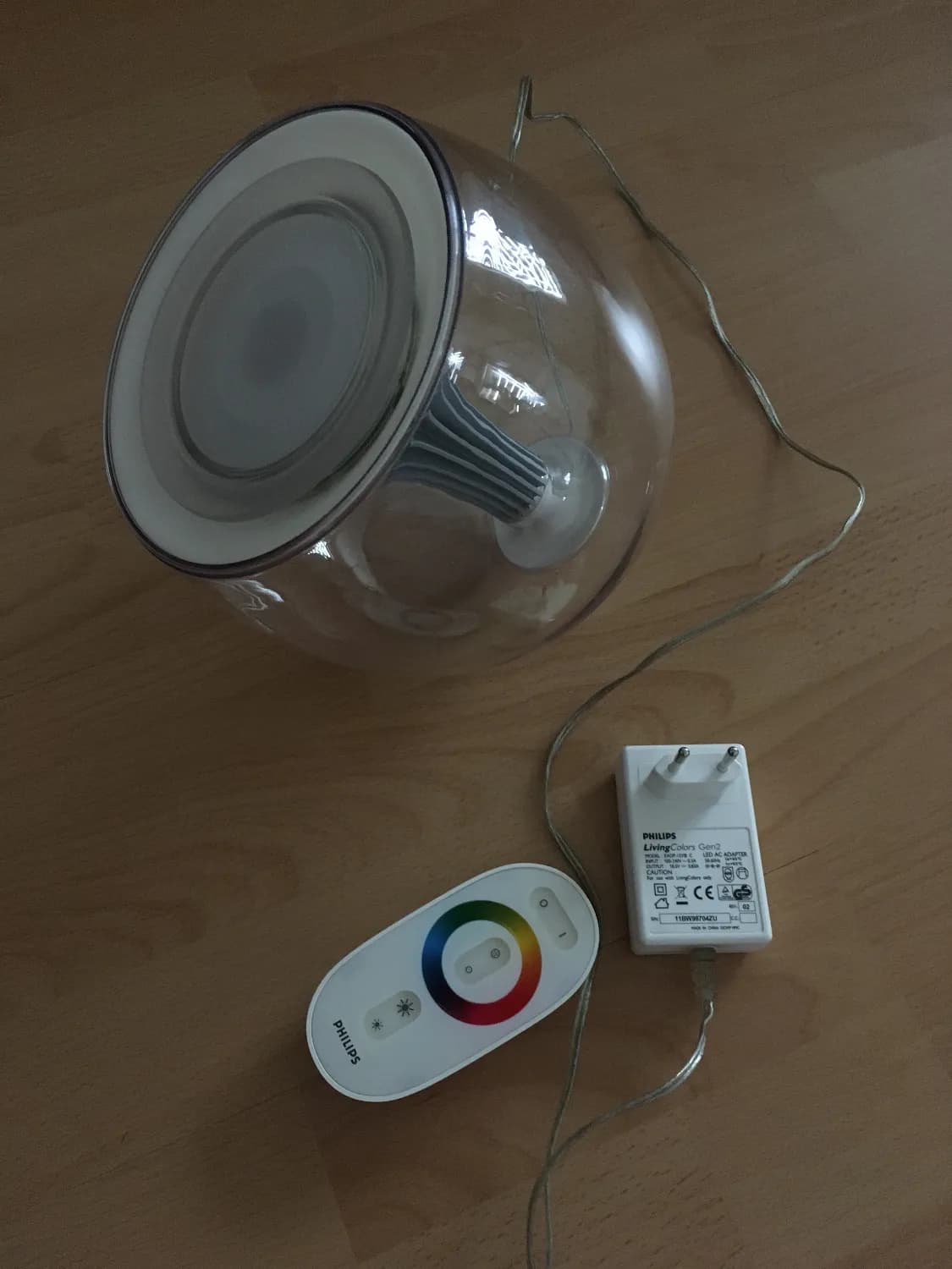 philips-living-colors-led-lamp
