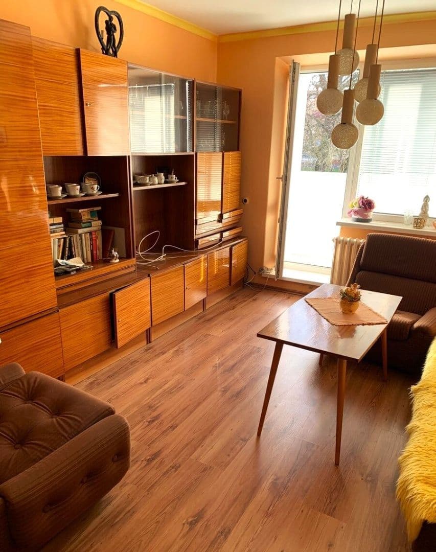 Na predaj 2 izbový byt s balkónom Strážske - 1