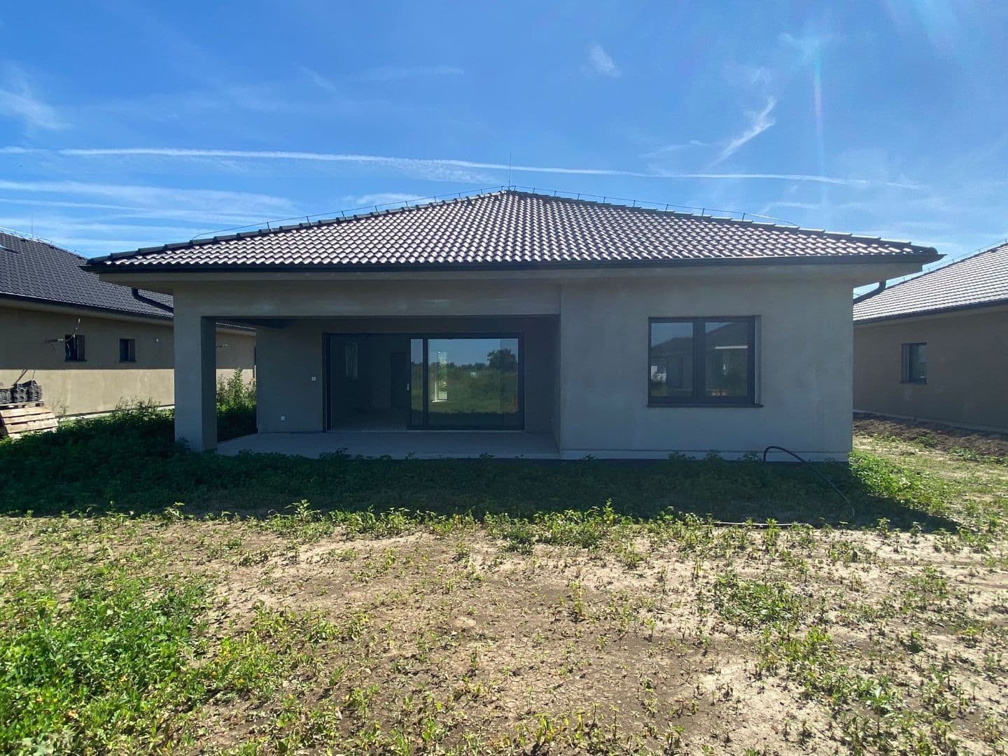 Posledný voľný dom - novostavba 4 izb. domu, pozemok 553 m2, Cífer, časť Pác - 1