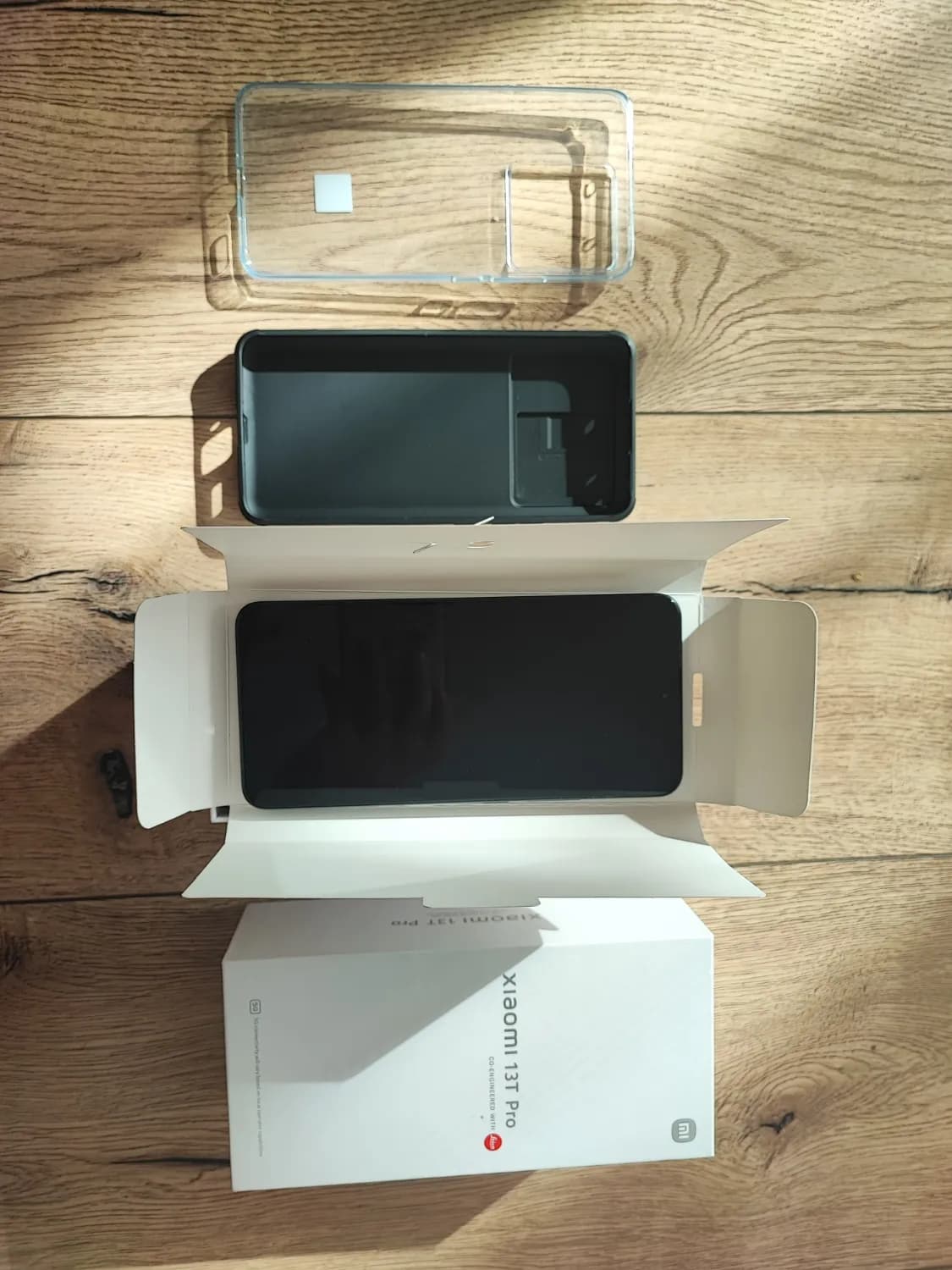 predam-7-mesiacov-pouzivany-xiaomi-13t-pro-12gb512gb-5g-black