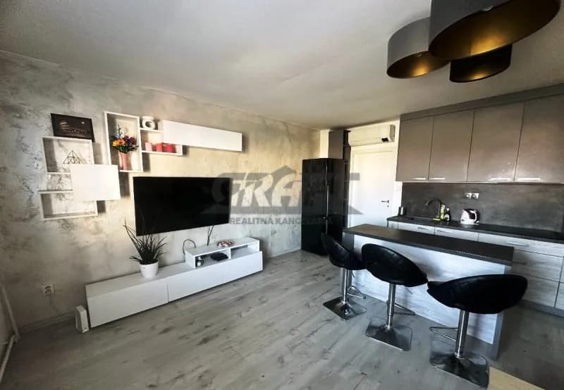 Rk-graft ponúka 2-izb. byt Šancová ul. - Nové Mesto - 1
