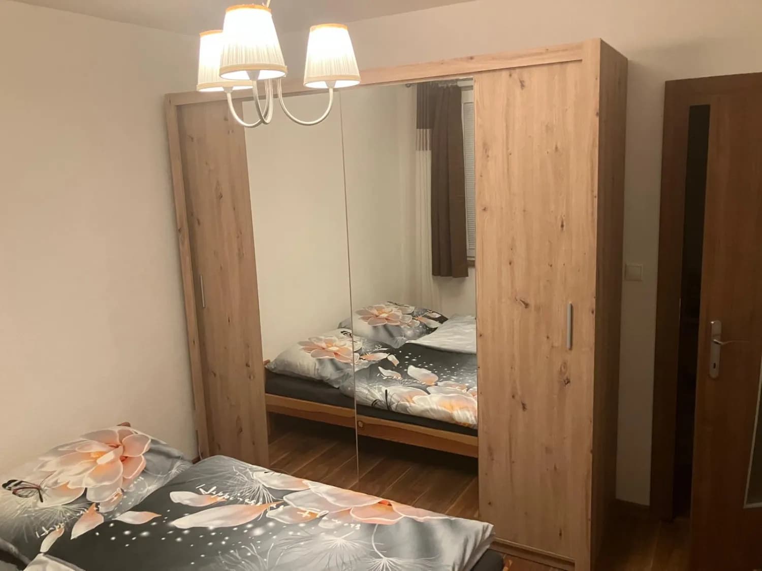 prenajom-velkeho-2i-bytu-vo-zvolene