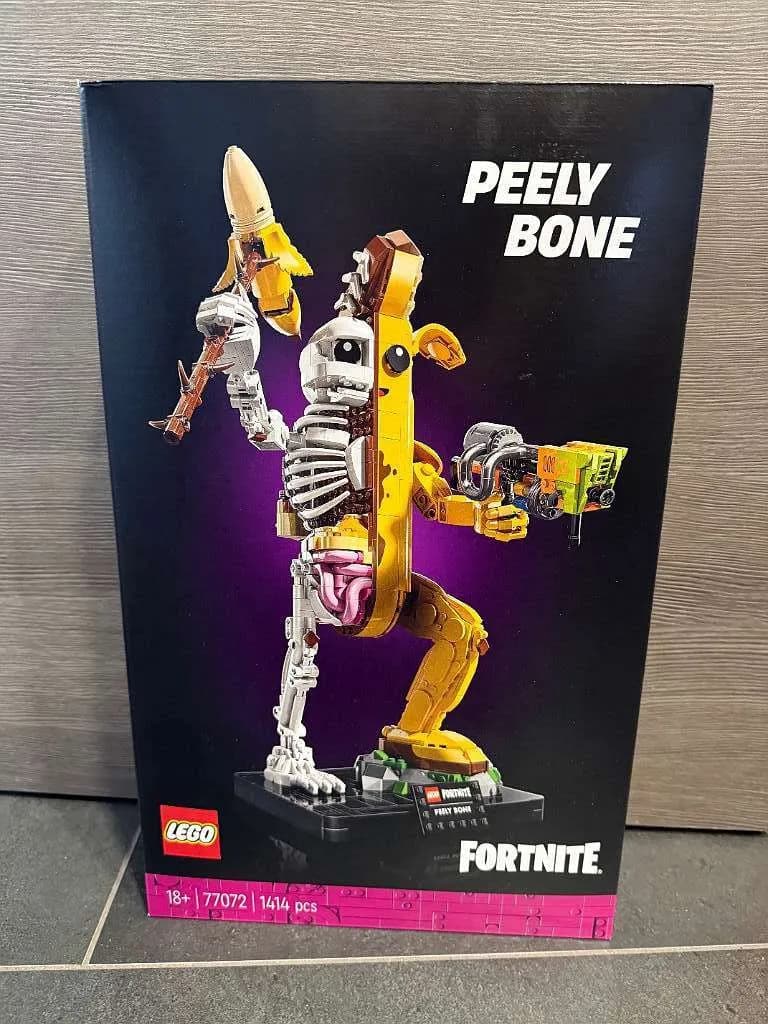 lego-77072-fortnite-peely-bone
