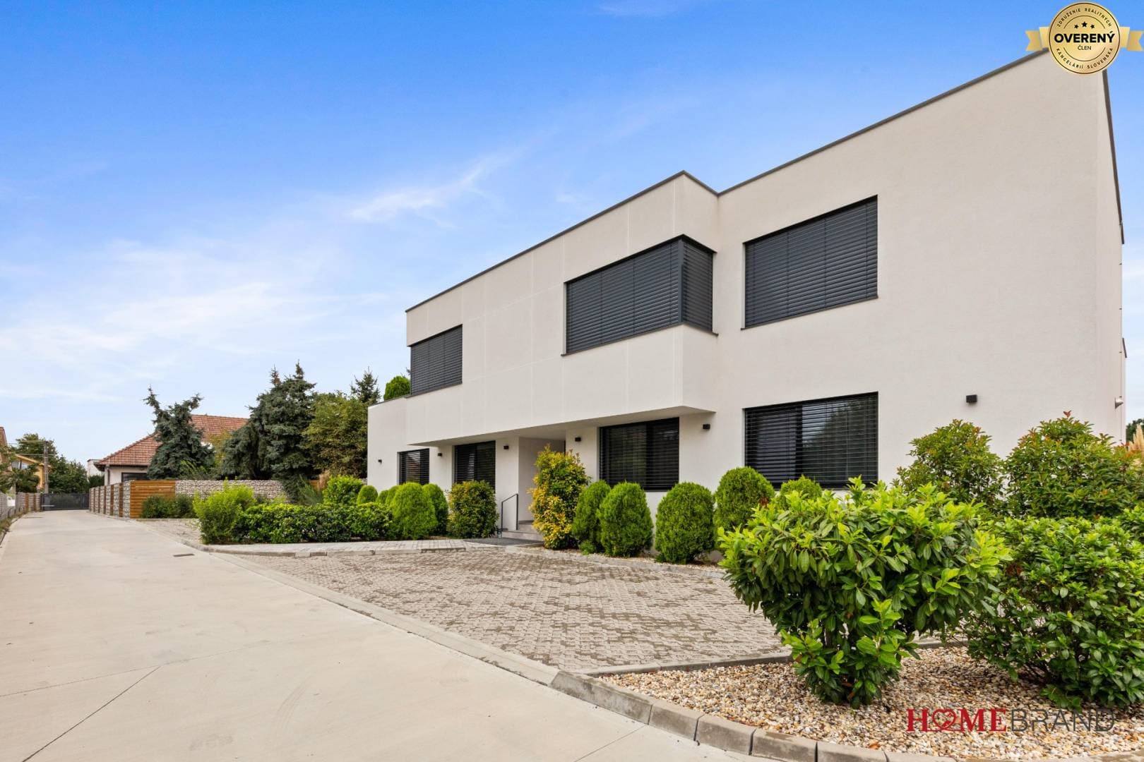 890343_5d3ecc690a8db96543ac1f95ea1846c9