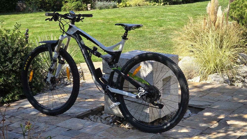 Predám tento celo-odpružený bicykel značky Lapierre - 1