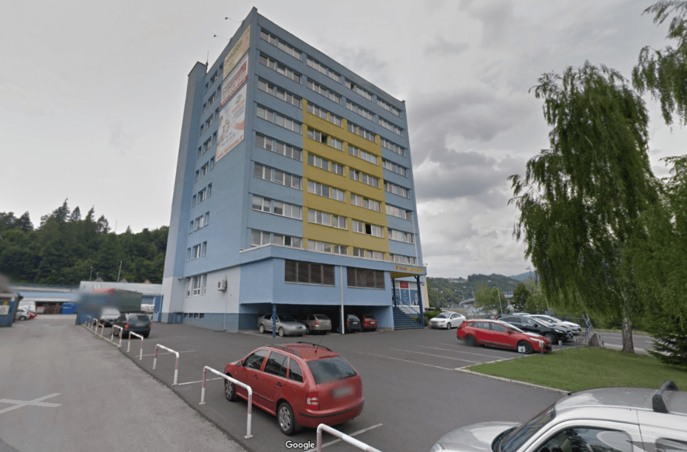 1754466235397-Vares-Medeny-Hamor-1215x800