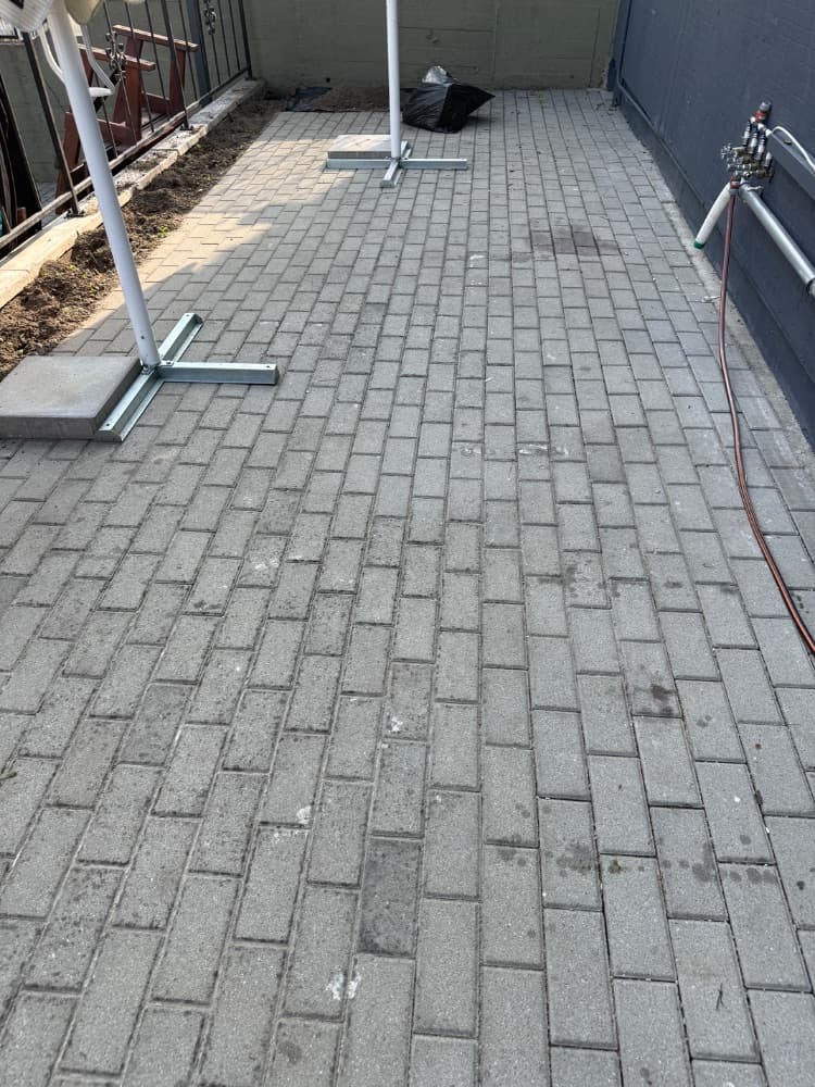 1754572542035-IMG_3773