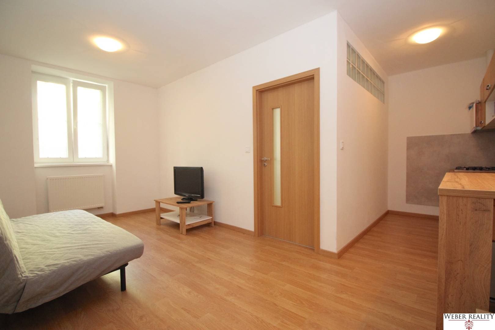 3-izb. kompl. zariadený byt pri Oc nivy, karadžičova ul. tichý - 1