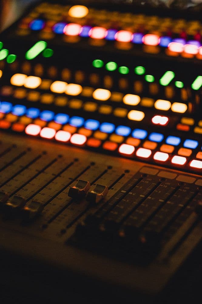 1761140853452-HD-wallpaper-shallow-focus-graphy-of-audio-mixer