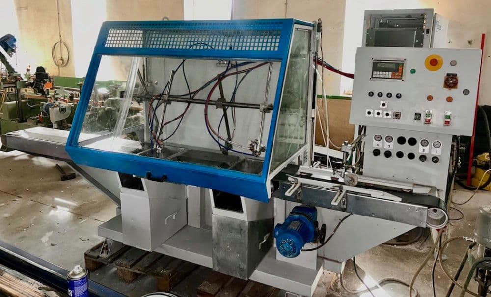 1767894374787-1.Automat-do-lakierowania-listew-MAKOR-CSP4