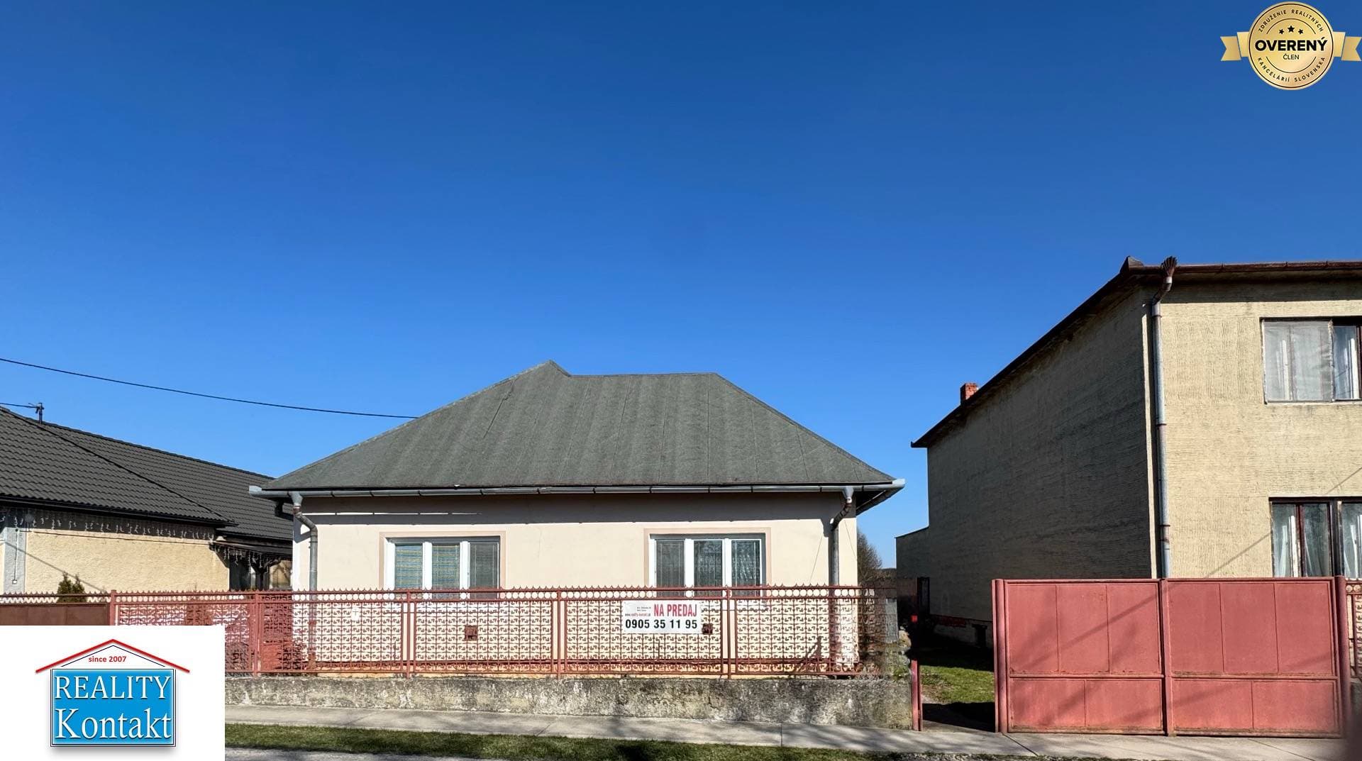 979606_956d144ffefedf193d82cce5c3d76b7f