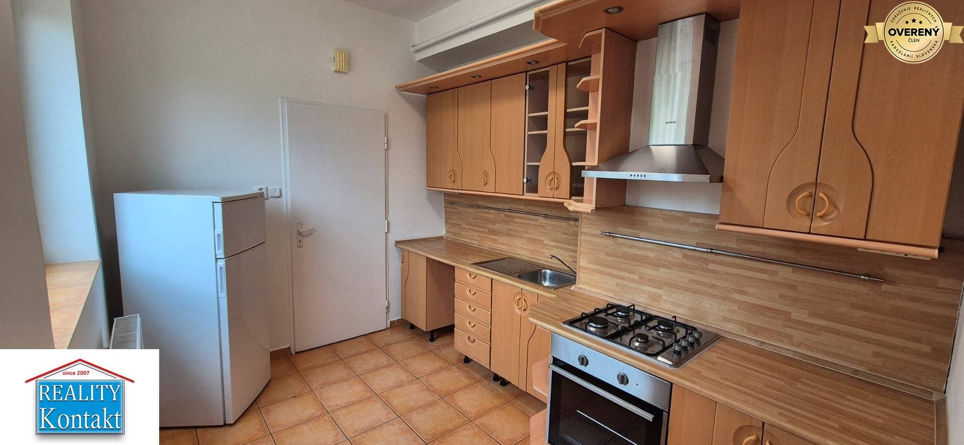 988734_3039764bc06d4554c655af7702427b93