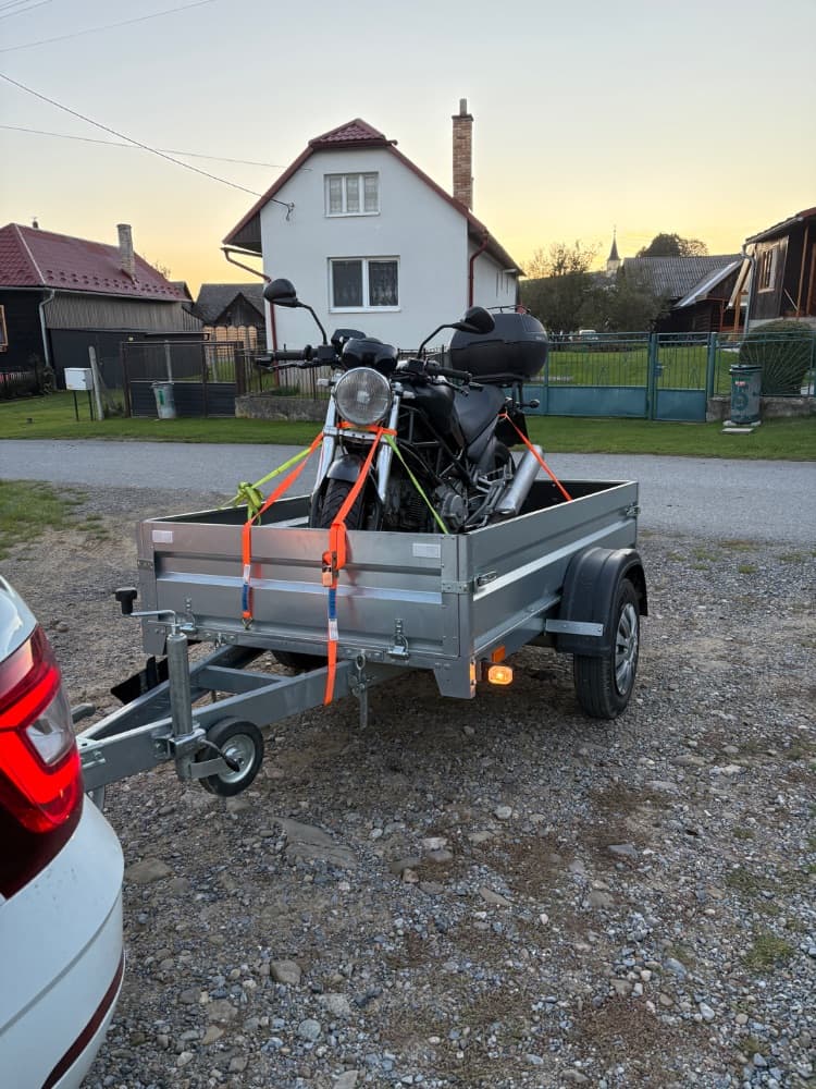 1776352895945-IMG_1536