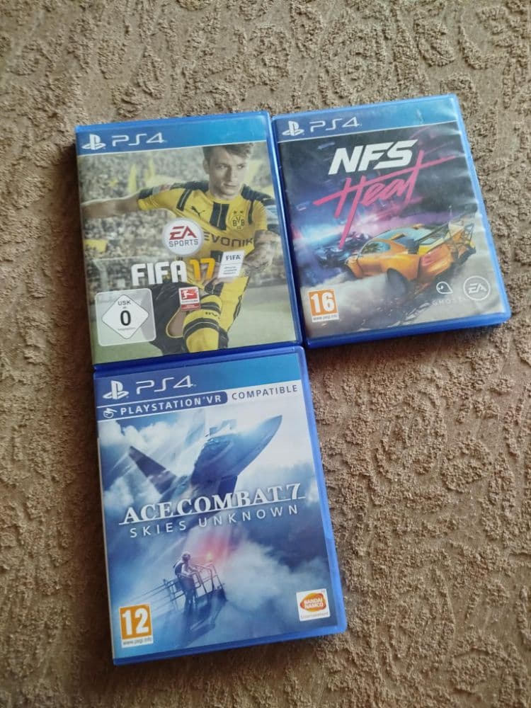 1776584304682-hry-ps4