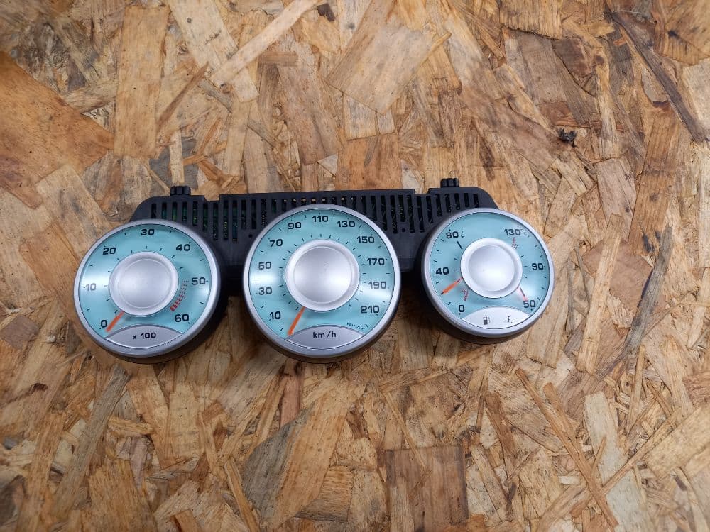 1776678160903-2.2hdi-kmóra--1490107080-14000ft---2.2hdi-tachometer-1490107080---35-eur