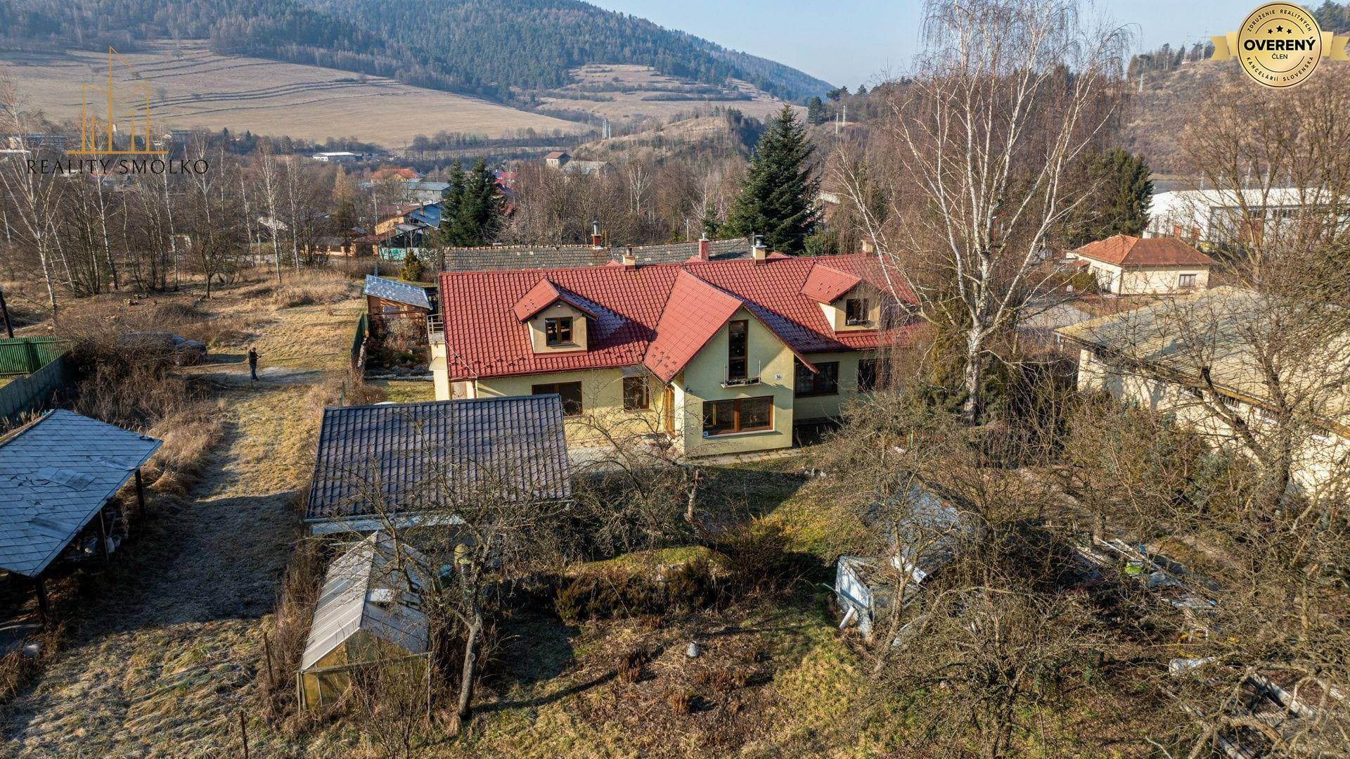 993377_9d66a0eadbe39a9b7c020a489909bb1d