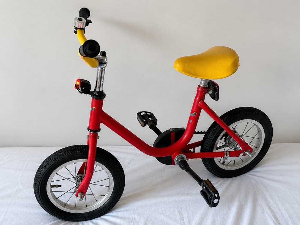 1781421582839-červený-starši-BICYKEL