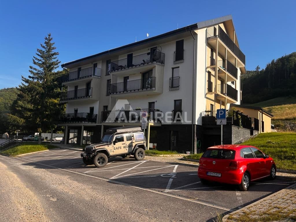 Rezervované: 2i podkrovný byt s terasou; Malachov-Medvedica; 179.000 € - 1