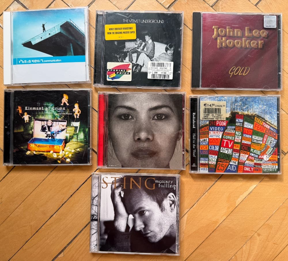 1784362886987-Cdčka-Radiohead,Sting,John-Lee-Hooker,Element-of-Crime,-Tihis-is-Kevin,-Bad-Religion-a-The-Velevet-Und.,