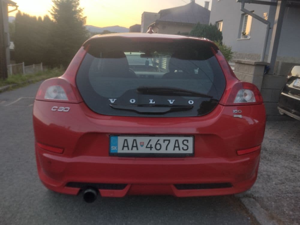 Predám Volvo C30 R-Design - 1