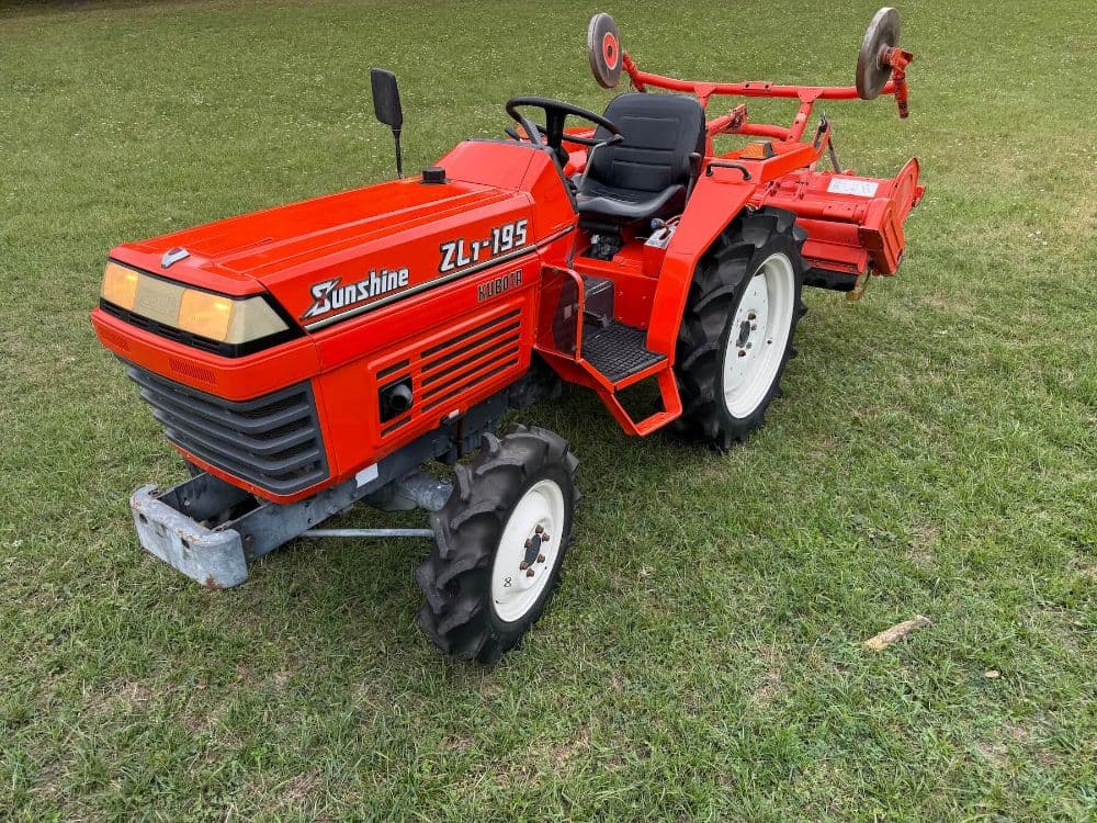 1789026188003-_Kubota_ZL1-195_japonsky_malotraktor_1