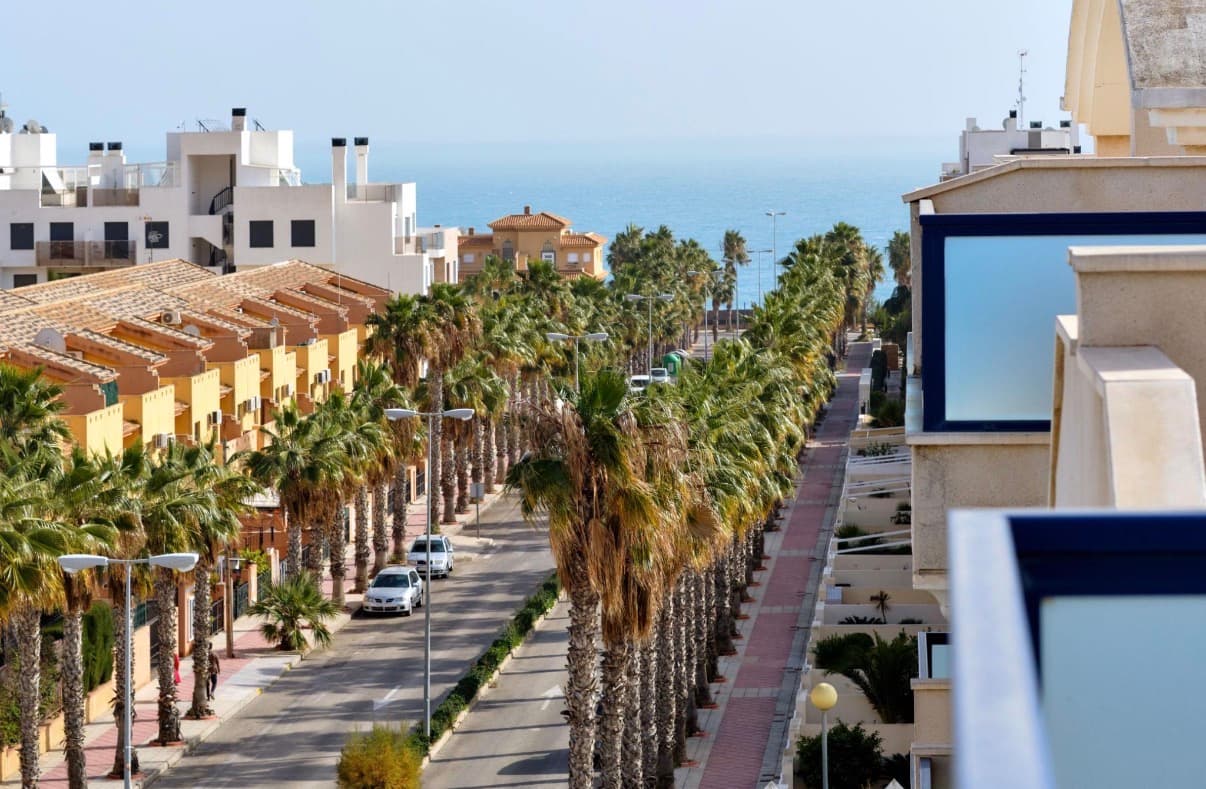 2-spálňový apartmán pri pláži v Torrevieja - 1