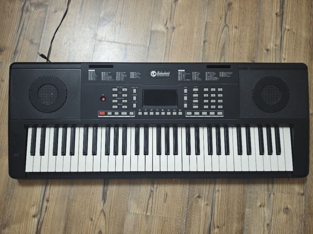 Predám elektronický klavír Schubert - 1
