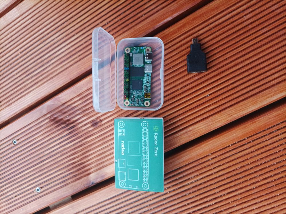 Mikro počítač Radxa Zero - Počítače